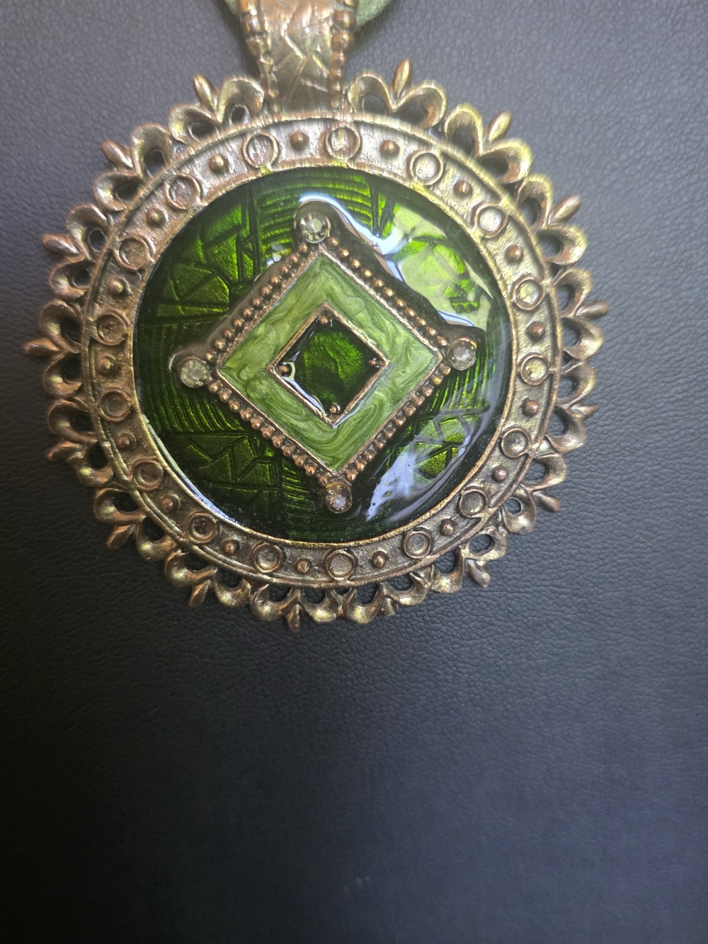 Green Glass Pendant Necklace with Ornate Metal Frame - Picture 2 of 10